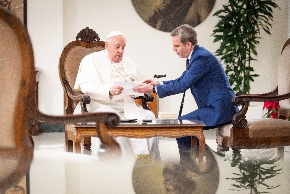papa francisco y benedicto XVI